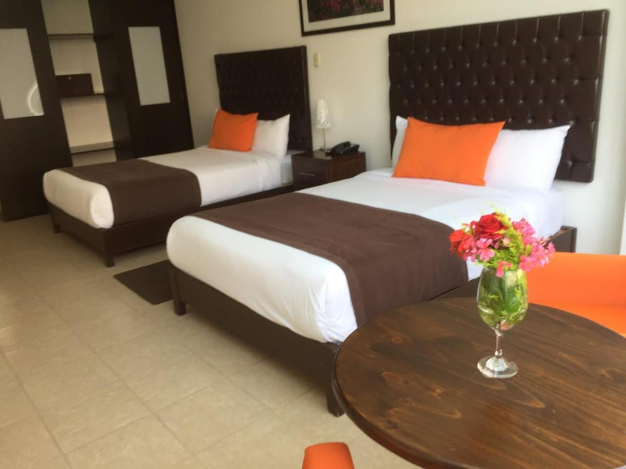 Guizado Portillo Hacienda & Resort Lunahuaná Eksteriør billede